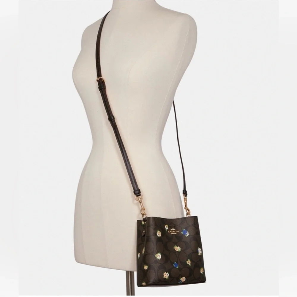 Coach Mini Town Bucket Bag Signature Canvas Rose Floral Crossbody Brown Black - Picture 13 of 13
